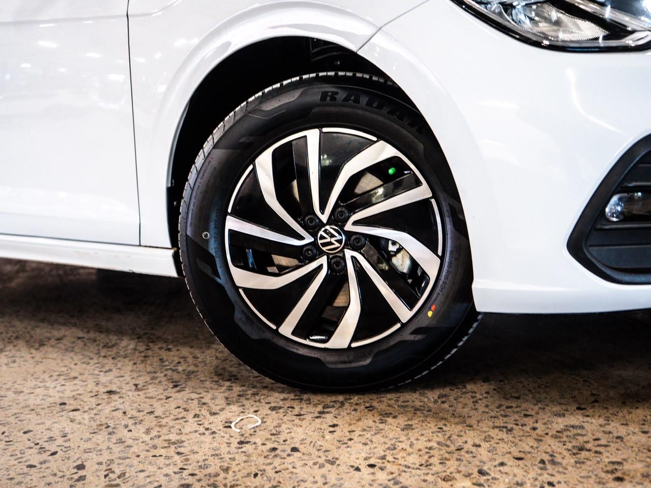 Volkswagen Polo Hatch 1.0TSI 85kW Life Chery Waterfall