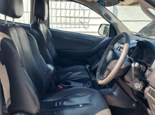 2017 Isuzu KB 250D-Teq Double Cab Hi-Rider for sale