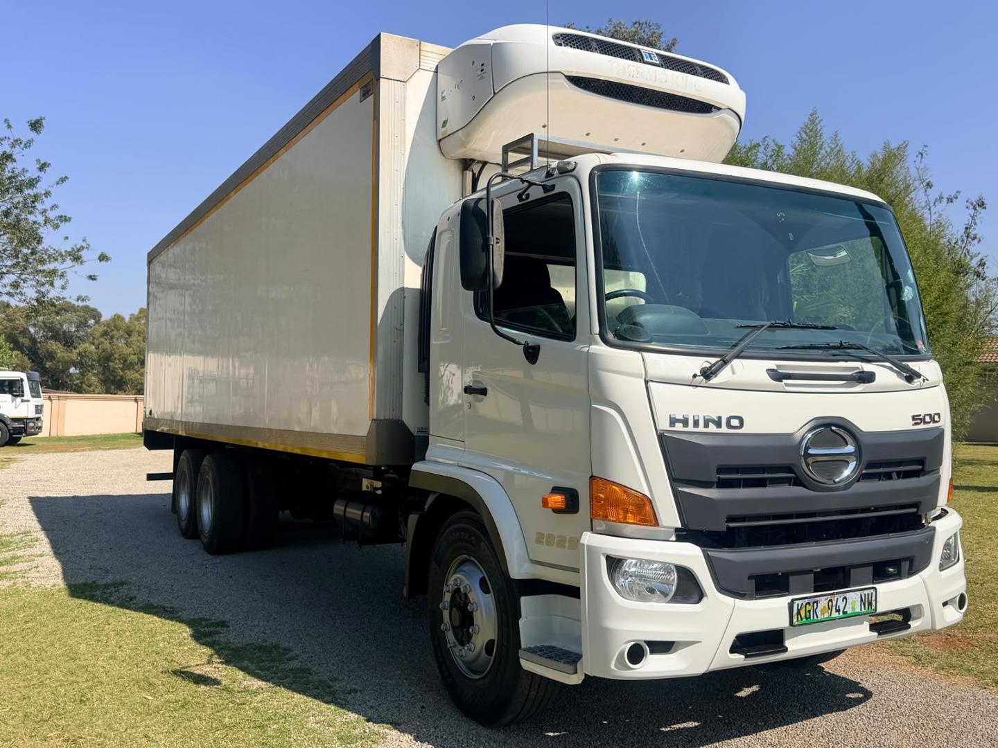 2019 Hino 500 Series 2829