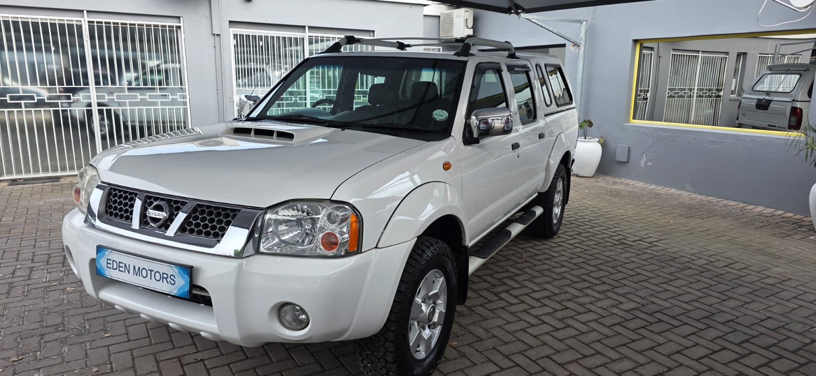 Nissan NP300 Hardbody 2.5TDi Double Cab Hi-Rider Eden Motors George