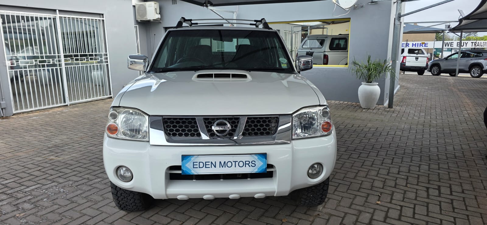 Nissan NP300 Hardbody 2.5TDi Double Cab Hi-Rider Eden Motors George