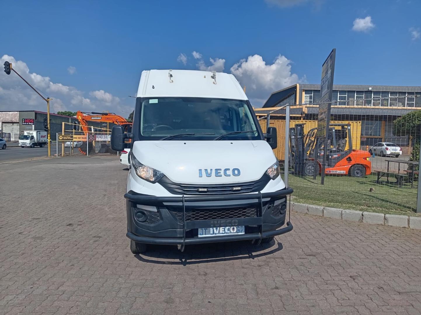 Iveco 50-170 2 STRETCHER, LWB AMBULANCE VAN Auction Operation