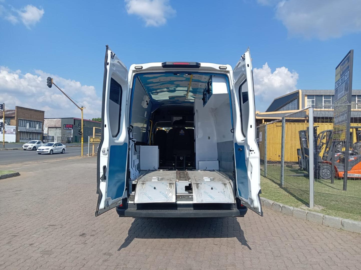 Iveco 50-170 2 STRETCHER, LWB AMBULANCE VAN Auction Operation
