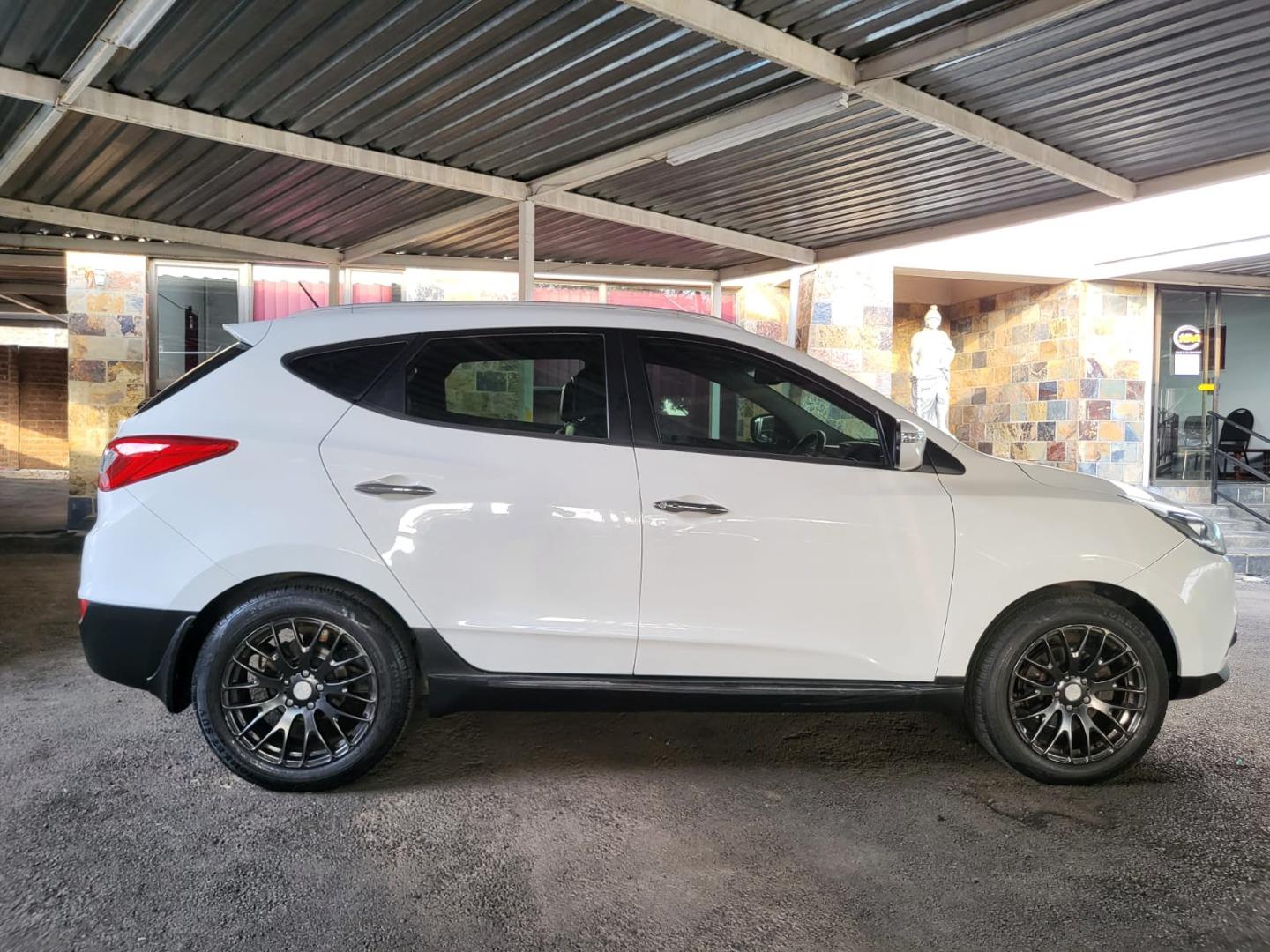 Hyundai ix35 2.0 Elite Amulak Car