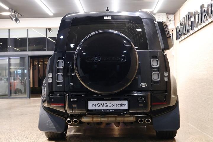 Land Rover Defender 90 V8 The SMG Collection