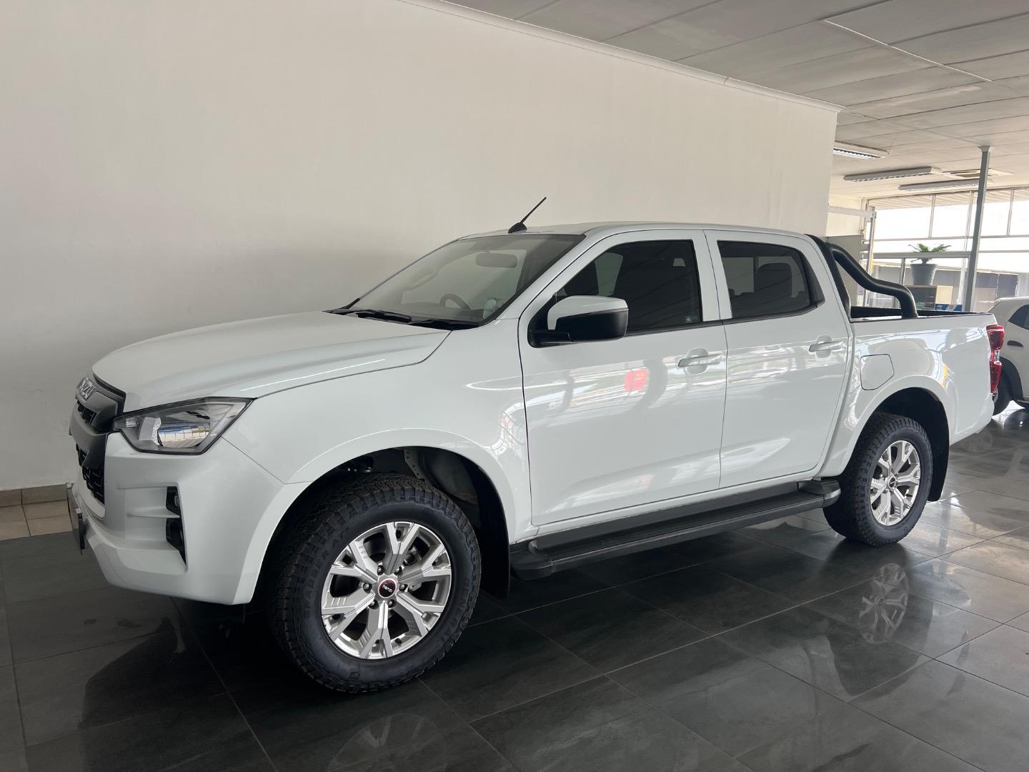 2025 Isuzu D-Max 3.0TD Double Cab LS 4x4 Manual