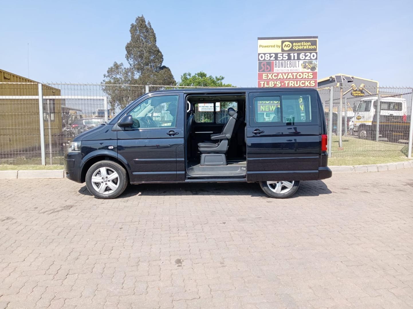 VW CARAVELLE TDI 8 Seater Auction Operation