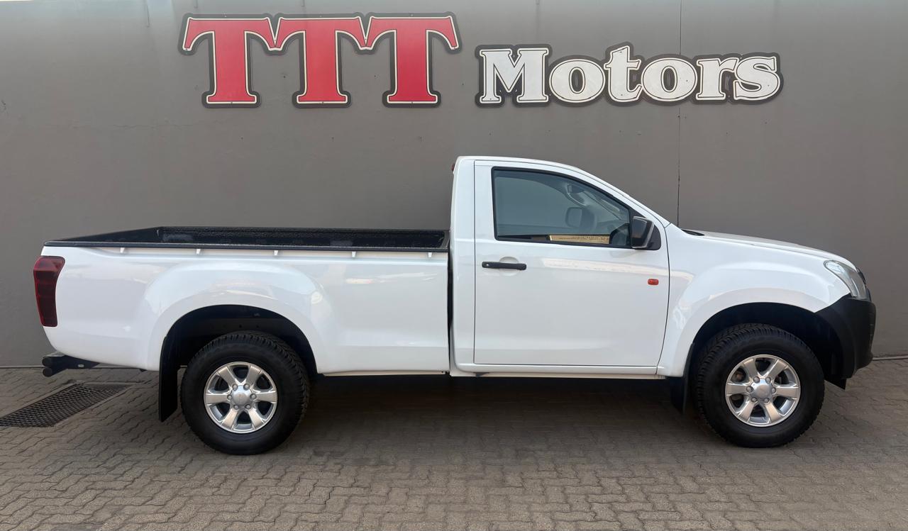 2021 Isuzu D-Max 250 Fleetside Safety
