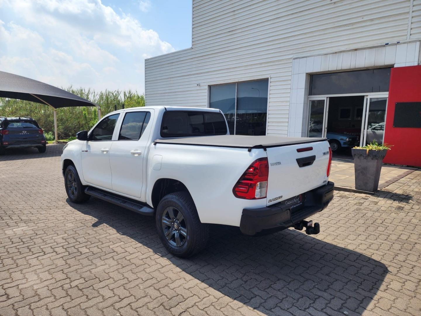 Toyota Hilux 2.4GD-6 Double Cab 4x4 Raider Auto Cinzaco Auto