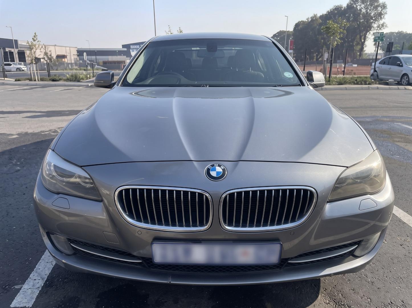 2011 BMW 5 Series 523i Innovations