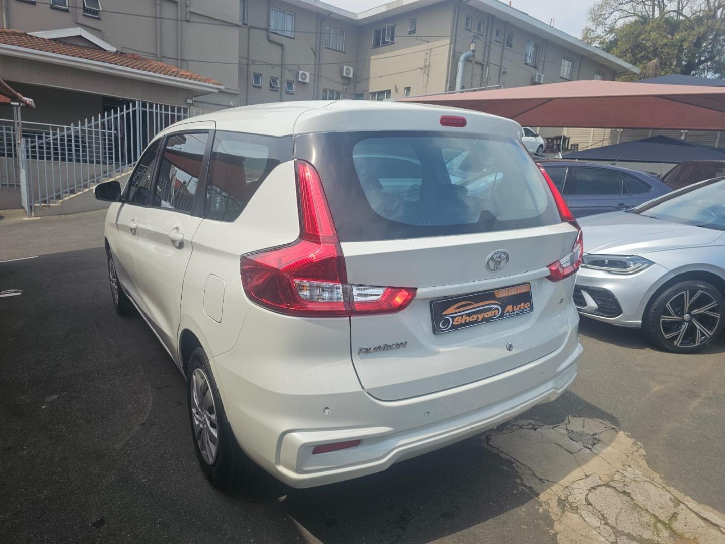 Toyota Rumion 1.5 SX Manual Shayan Auto