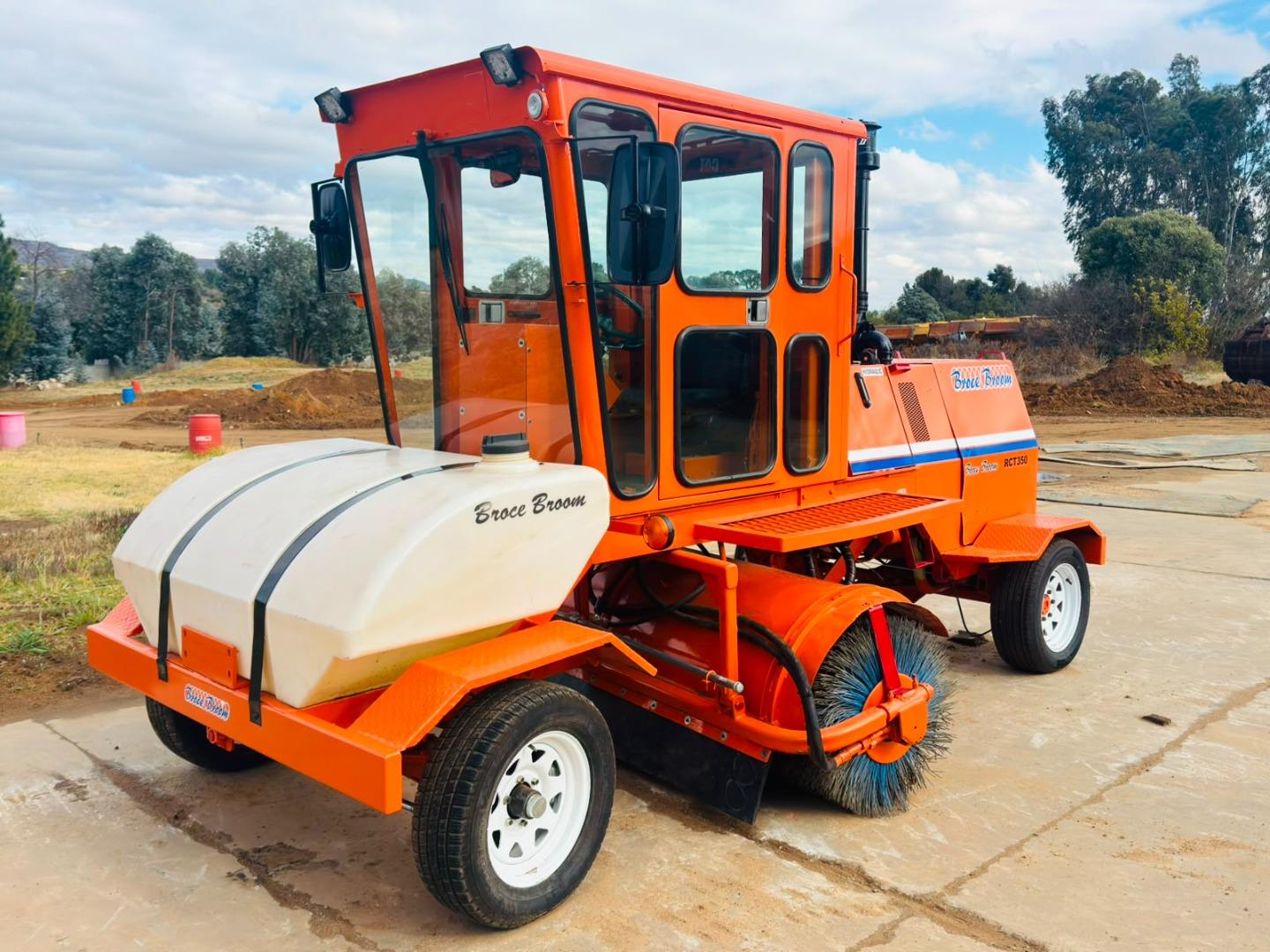 BROCE RCT350 Road Sweeper Vendel Equipment