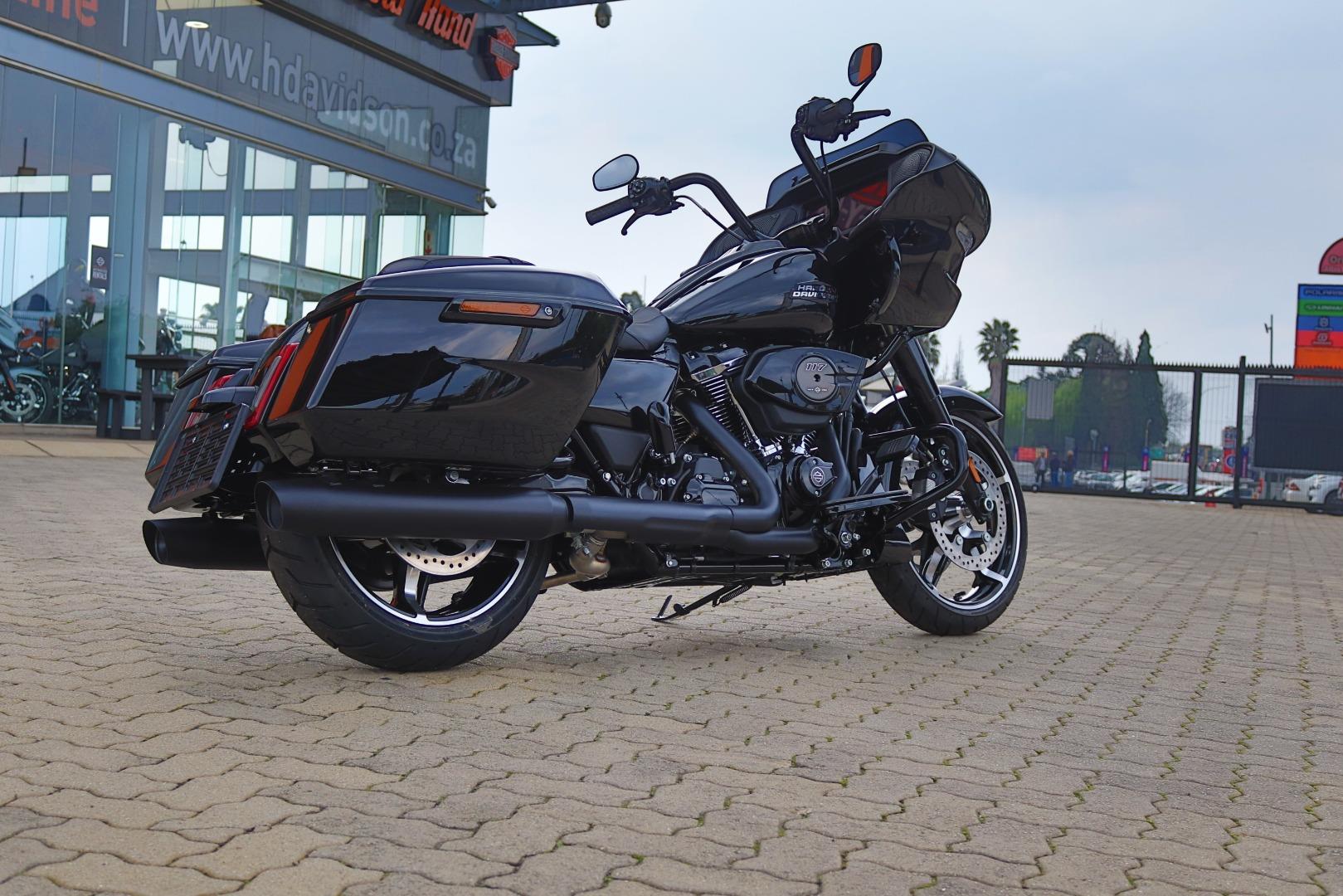 Harley-Davidson Road Glide 117 Harley Davidson Gold Rand