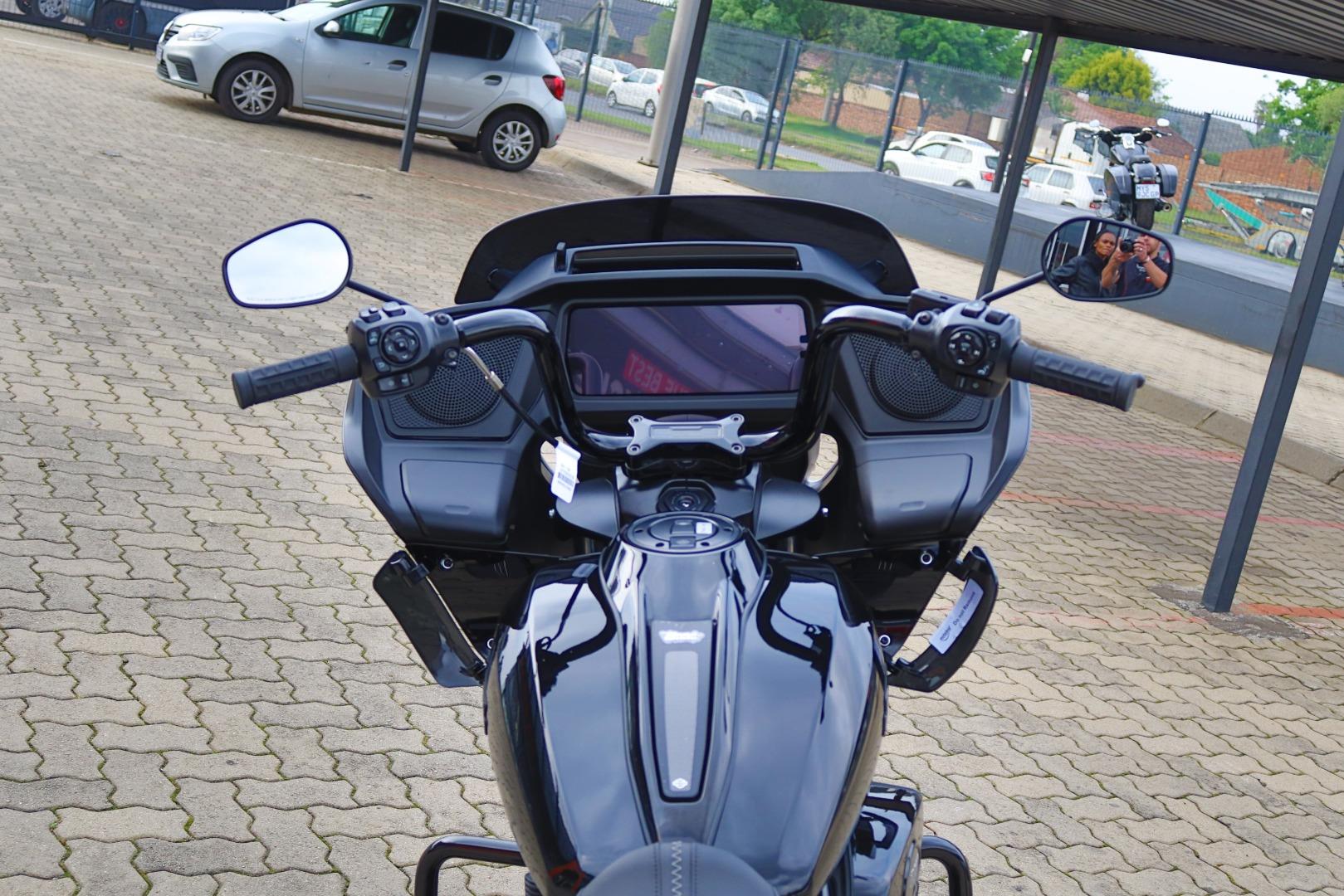 Harley-Davidson Road Glide 117 Harley Davidson Gold Rand