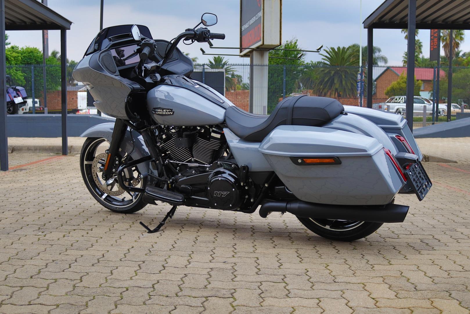 Harley-Davidson Road Glide 117 Harley Davidson Gold Rand