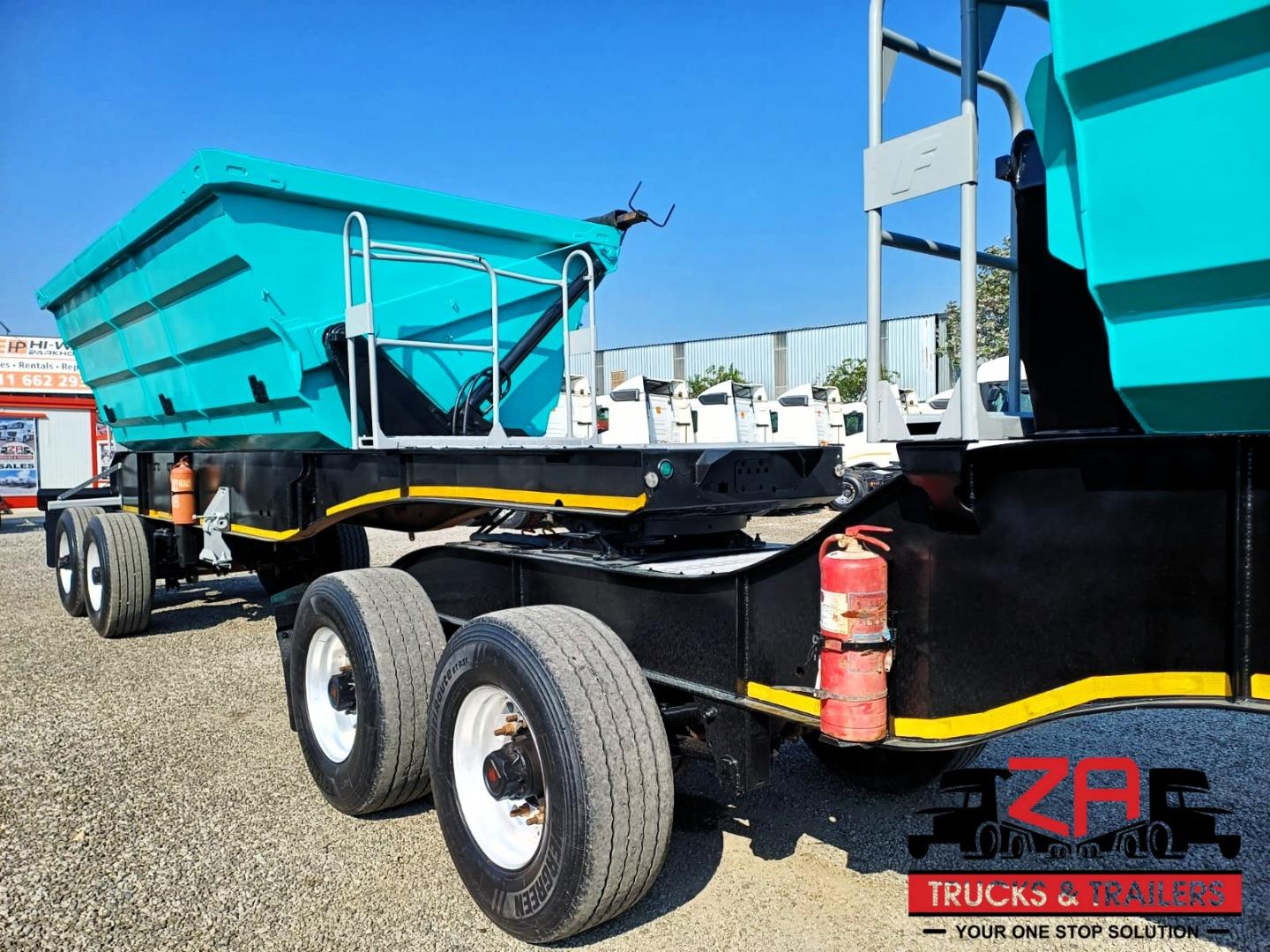 Sa Truck Bodies 25 CUBE SIDE TIPPER TRAILER Za Trucks and Trailers