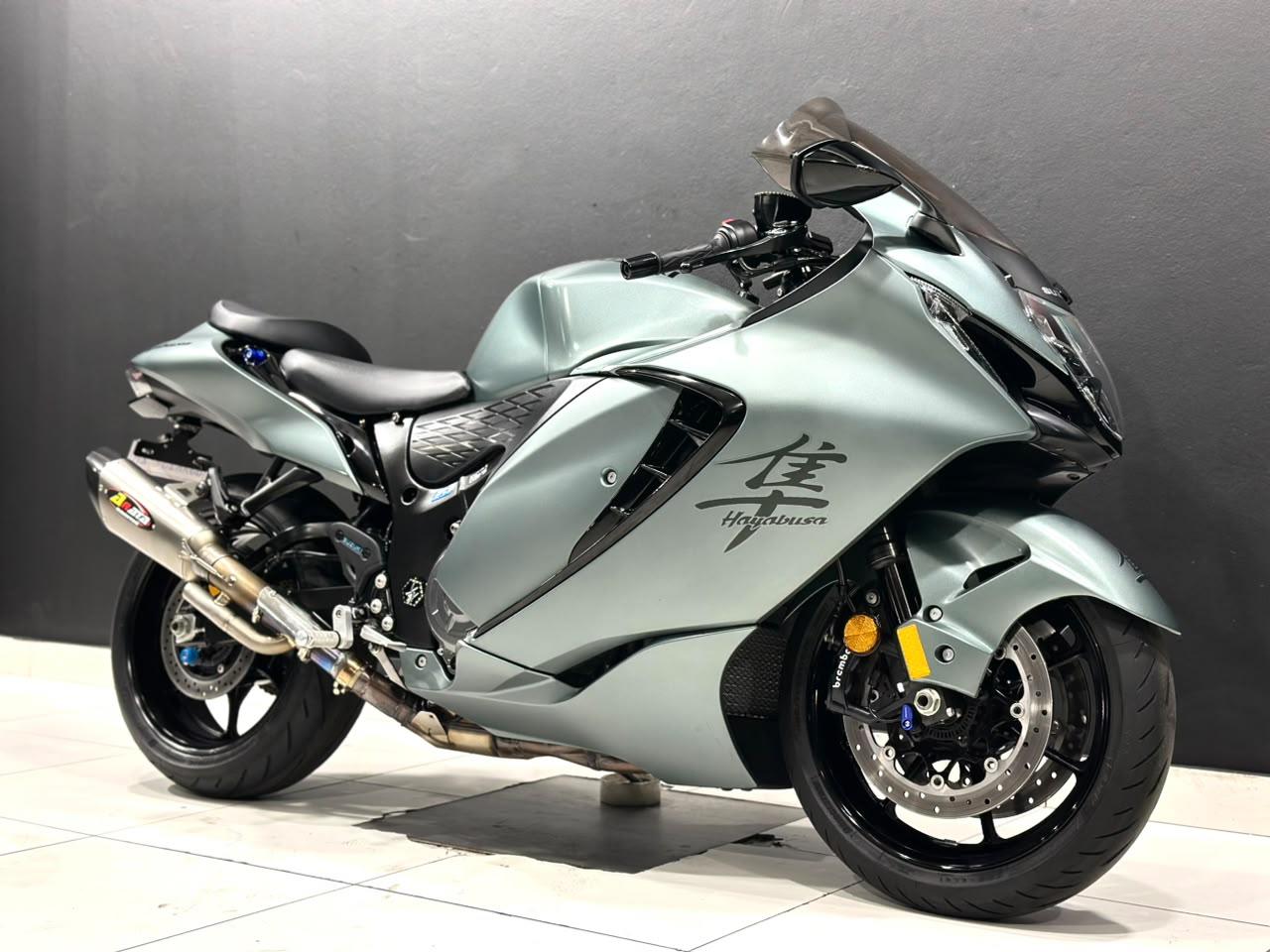 Suzuki GSX1300R
