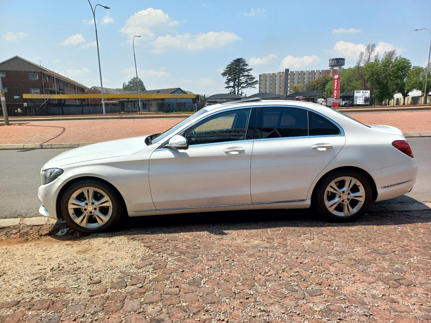 2015 Mercedes-Benz C-Class C180 Auto