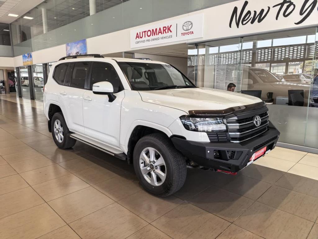 2023 Toyota Land Cruiser 300 3.3D GX-R