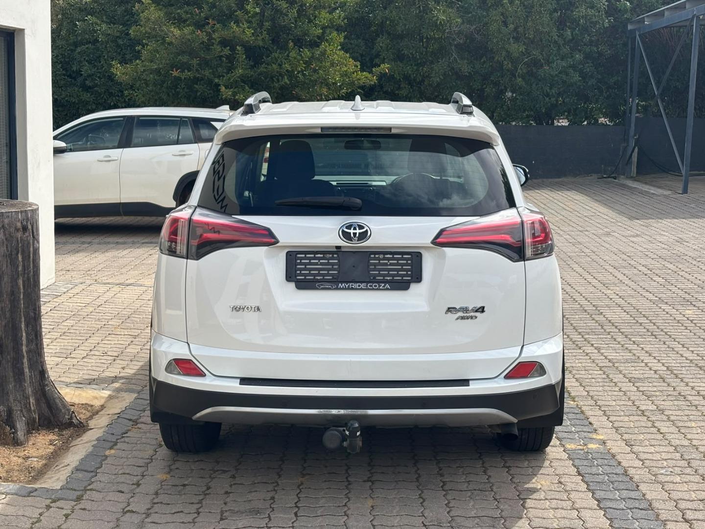 Toyota RAV4 2.2D-4D AWD GX MyRide Pre-Owned