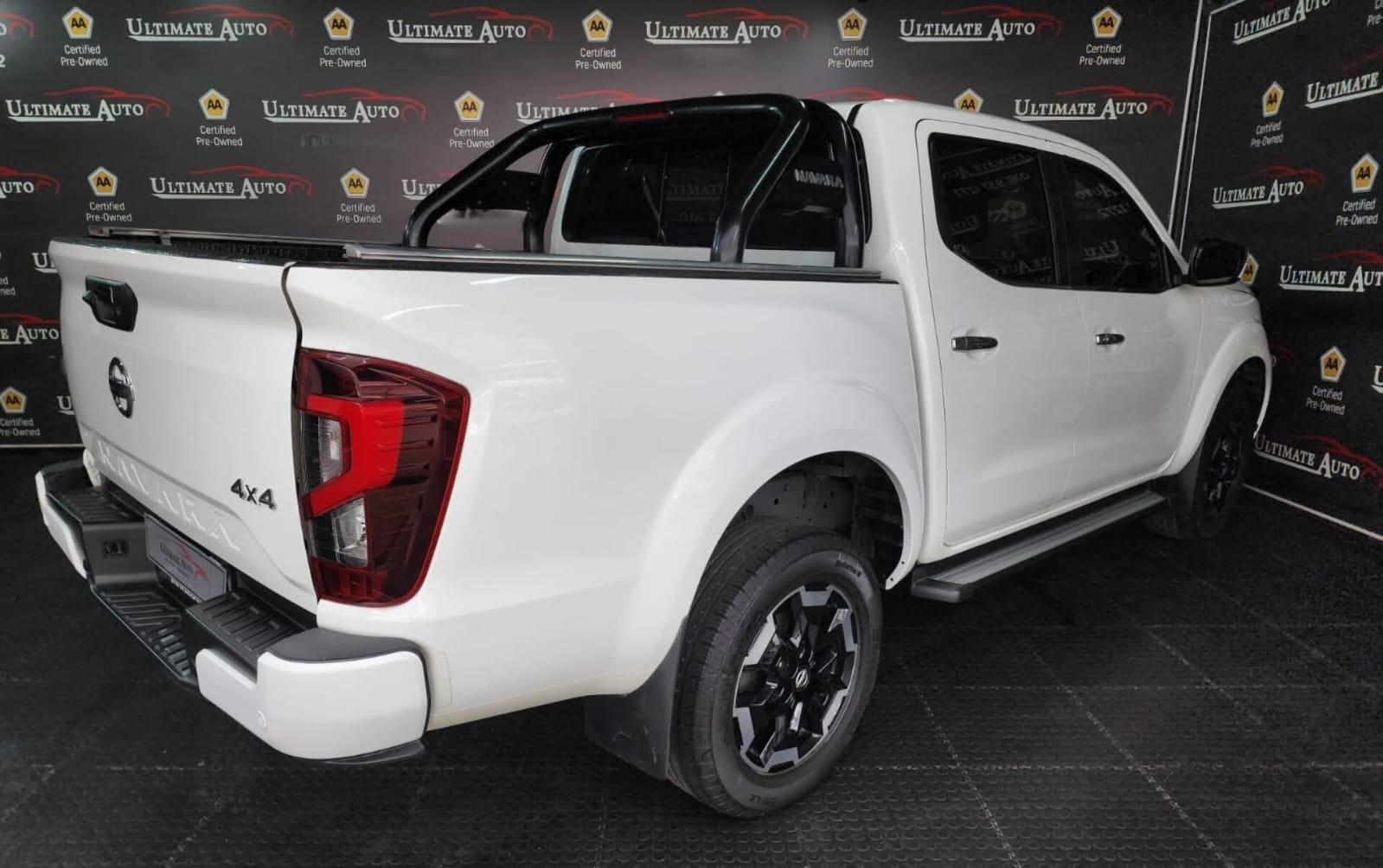 Nissan Navara 2.5DDTi Double Cab LE 4x4 Auto Ultimate Auto