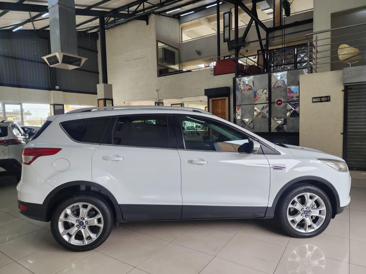 Ford Kuga 2.0TDCi AWD Trend Eae Motors
