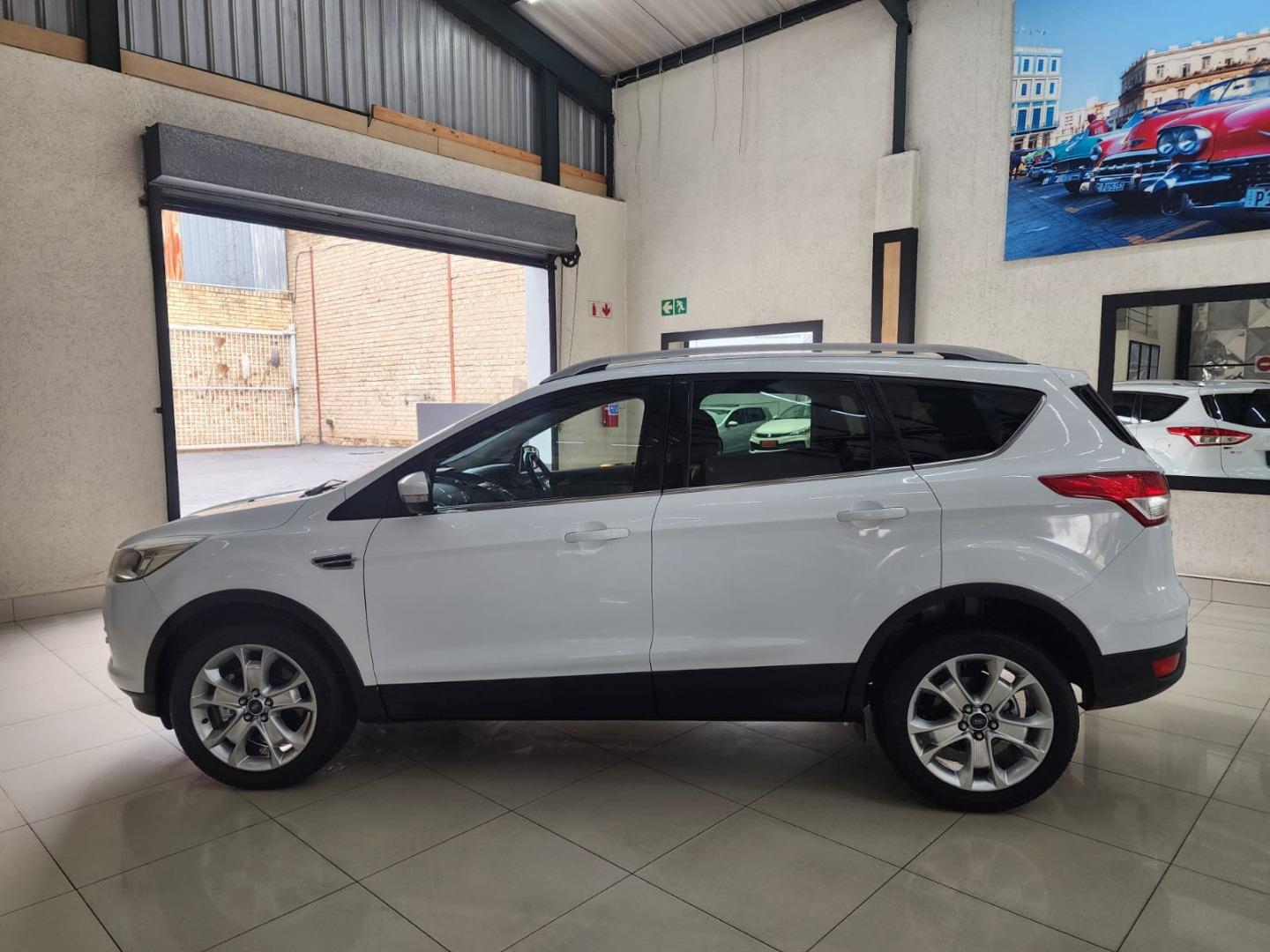 Ford Kuga 2.0TDCi AWD Trend Eae Motors