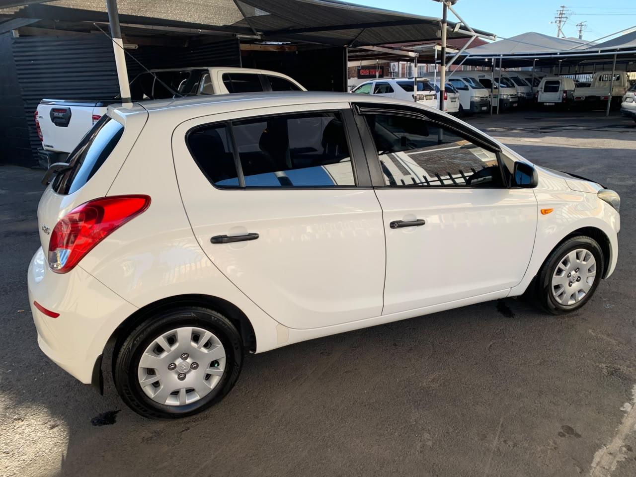 Hyundai i20 1.2 Motion IK Motors