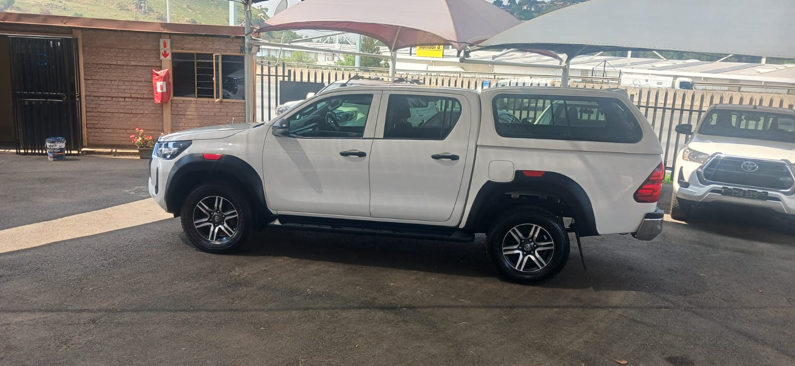 Toyota Hilux 2.4GD-6 Double Cab 4x4 Raider X Auto Jambo Motors