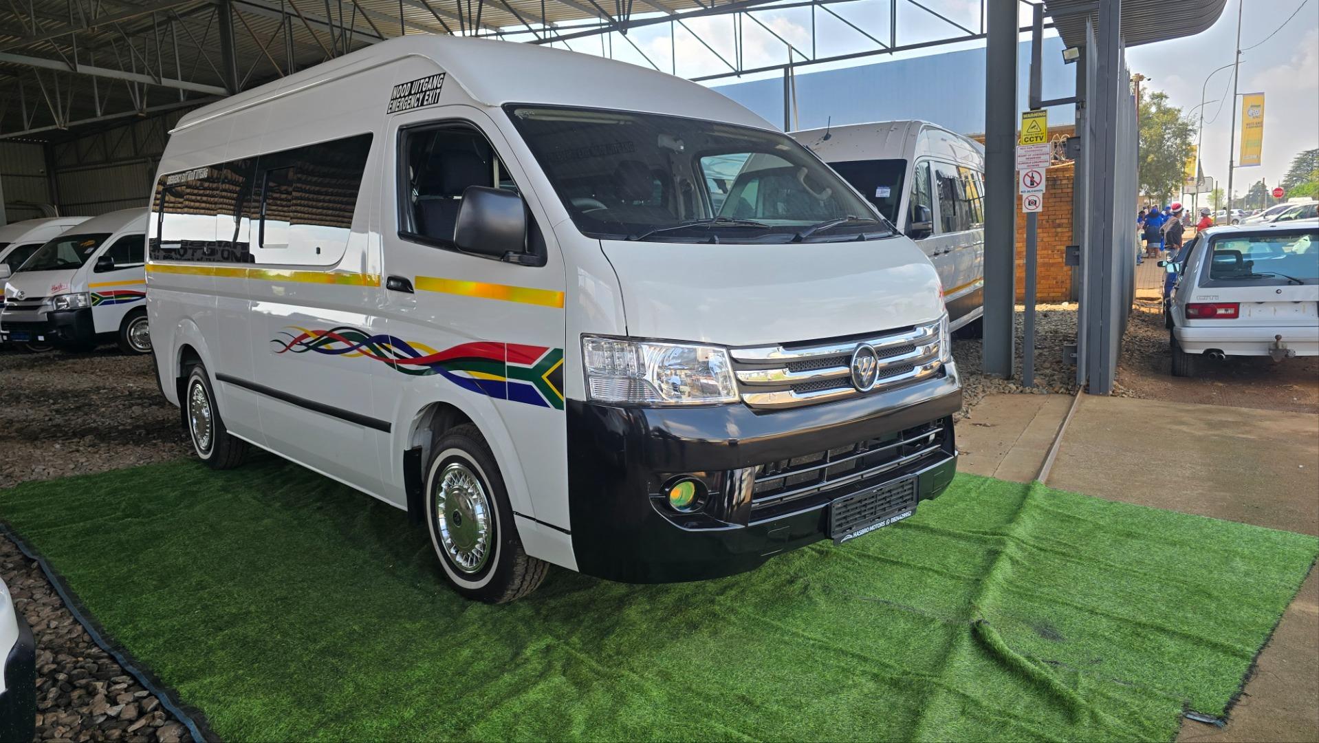 2023 Toyota Quantum 2.8 SLWB Bus 14-Seater GL