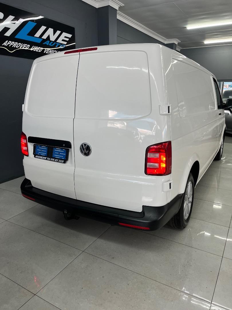 Volkswagen Transporter 2.0TDI Panel Van LWB Highline Auto
