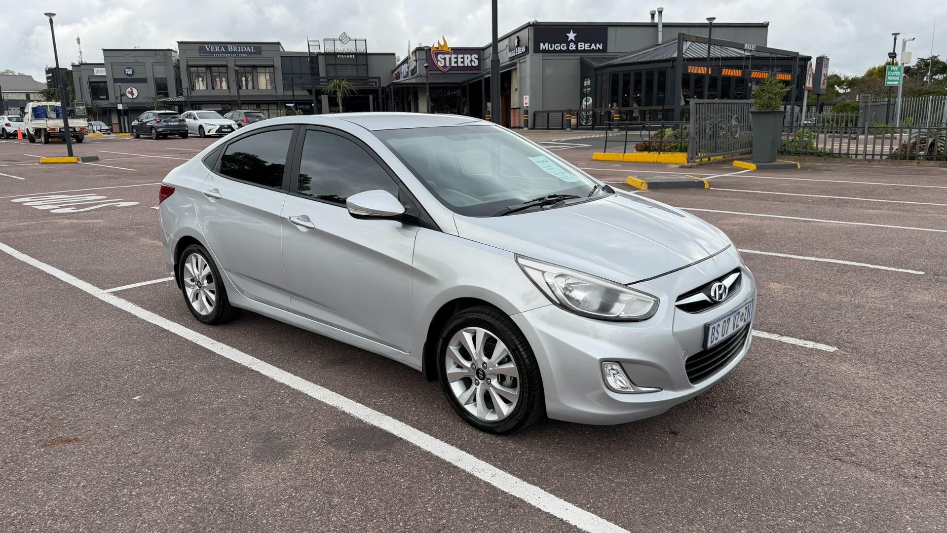 2017 Hyundai Accent Sedan 1.6 Fluid