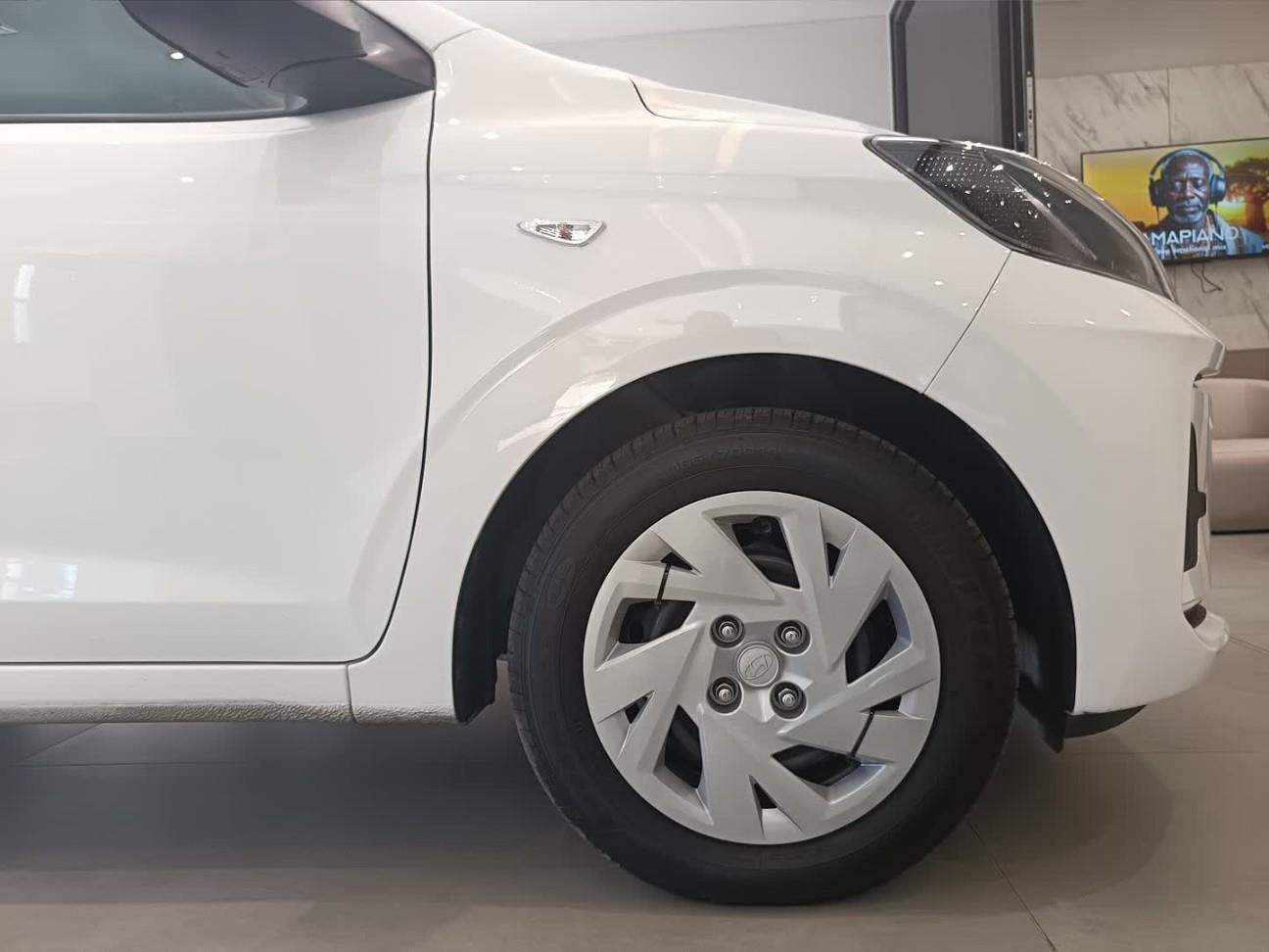 Hyundai Grand i10 1.0 Executive Hatch Mahindra Milnerton