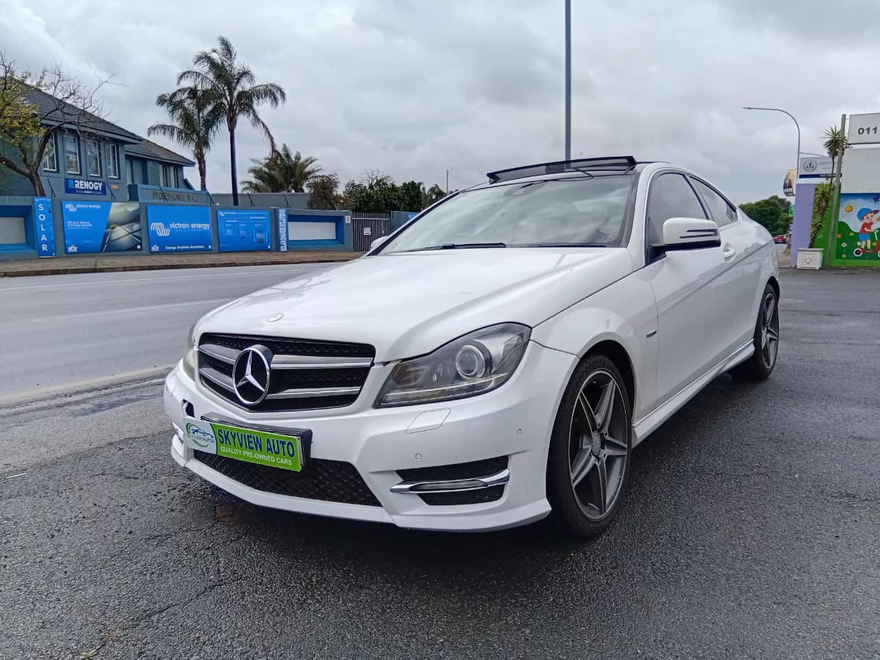 2016 Mercedes-Benz C-Class C180 Auto