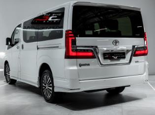 2022 Toyota Quantum 2.8 LWB Bus 6-seater VX Premium for sale