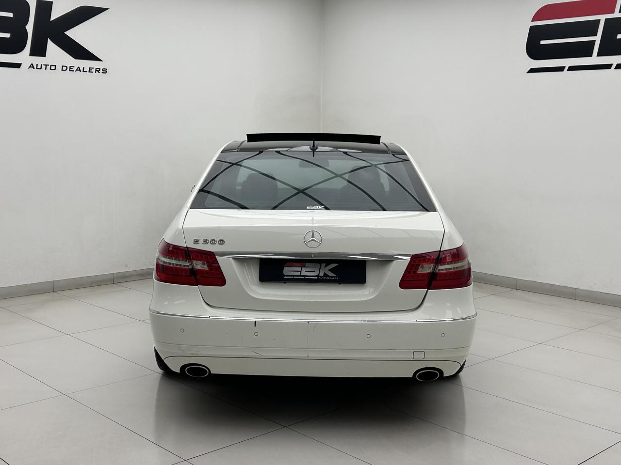Mercedes-Benz E-Class E300 Avantgarde Ebk Auto Dealers LA Rochelle