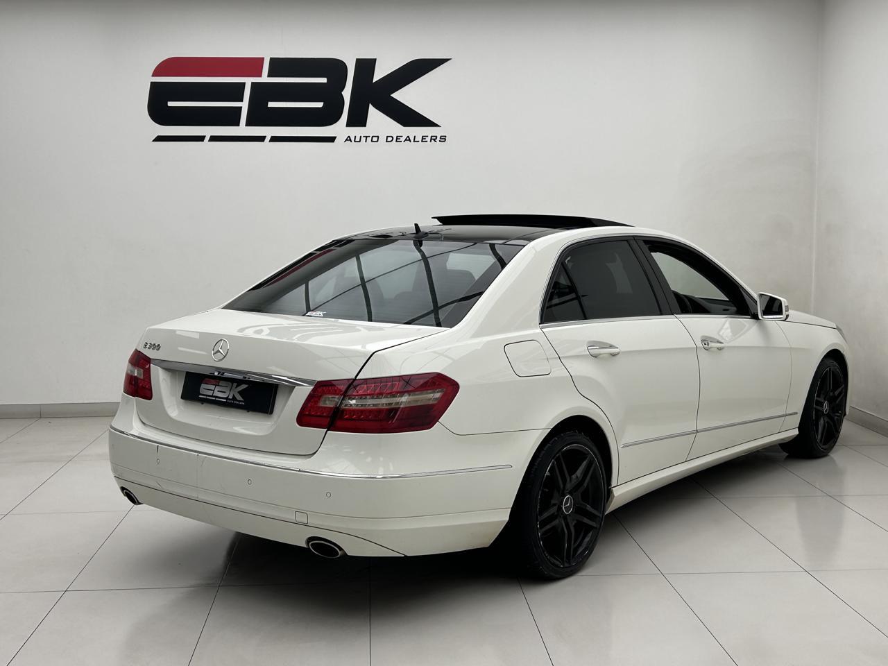 Mercedes-Benz E-Class E300 Avantgarde Ebk Auto Dealers LA Rochelle