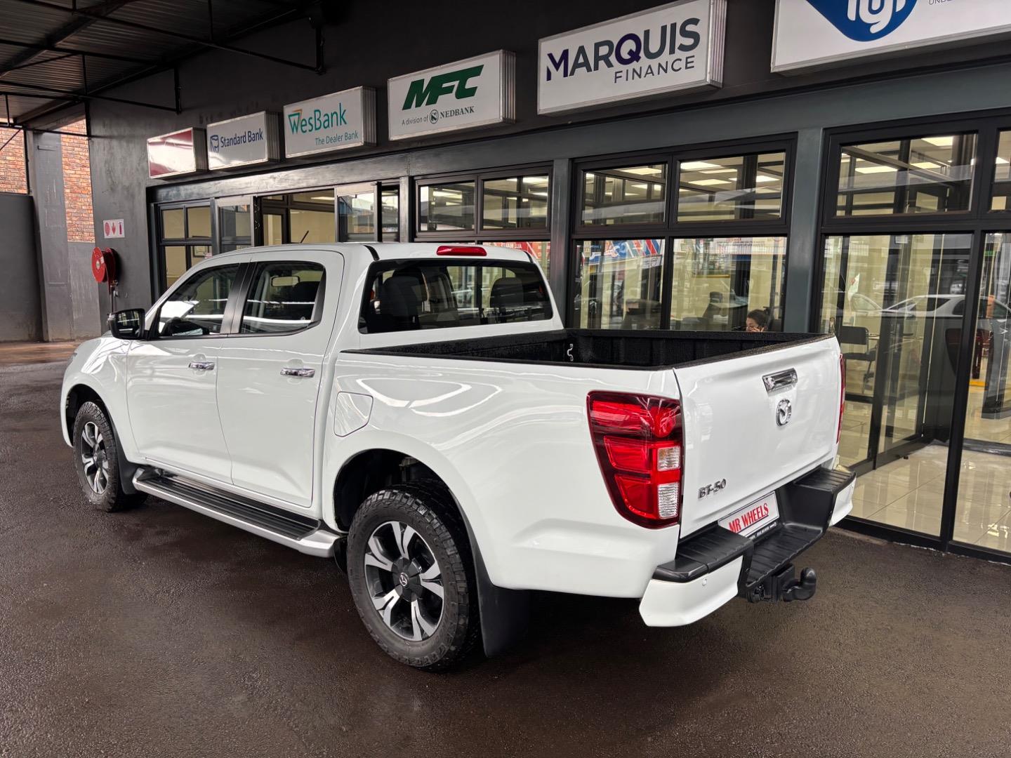 Mazda BT-50 3.0TD Double Cab Dynamic Mr Wheels