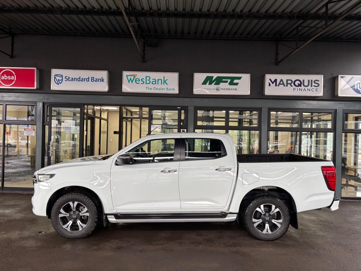 Mazda BT-50 3.0TD Double Cab Dynamic Mr Wheels