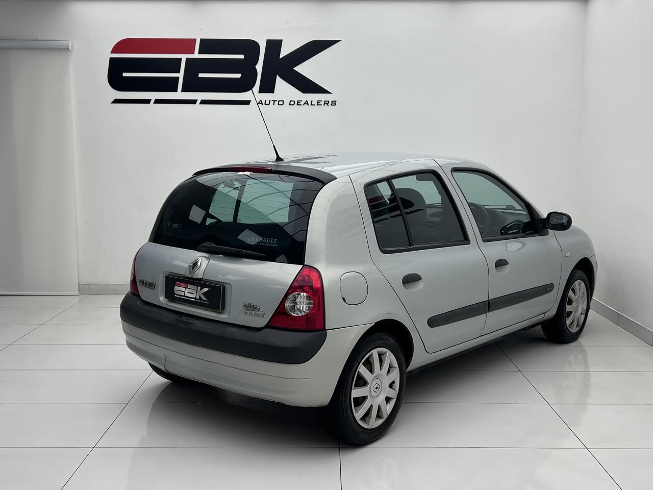 Renault Clio 1.4 Expression EBK 134 High Street
