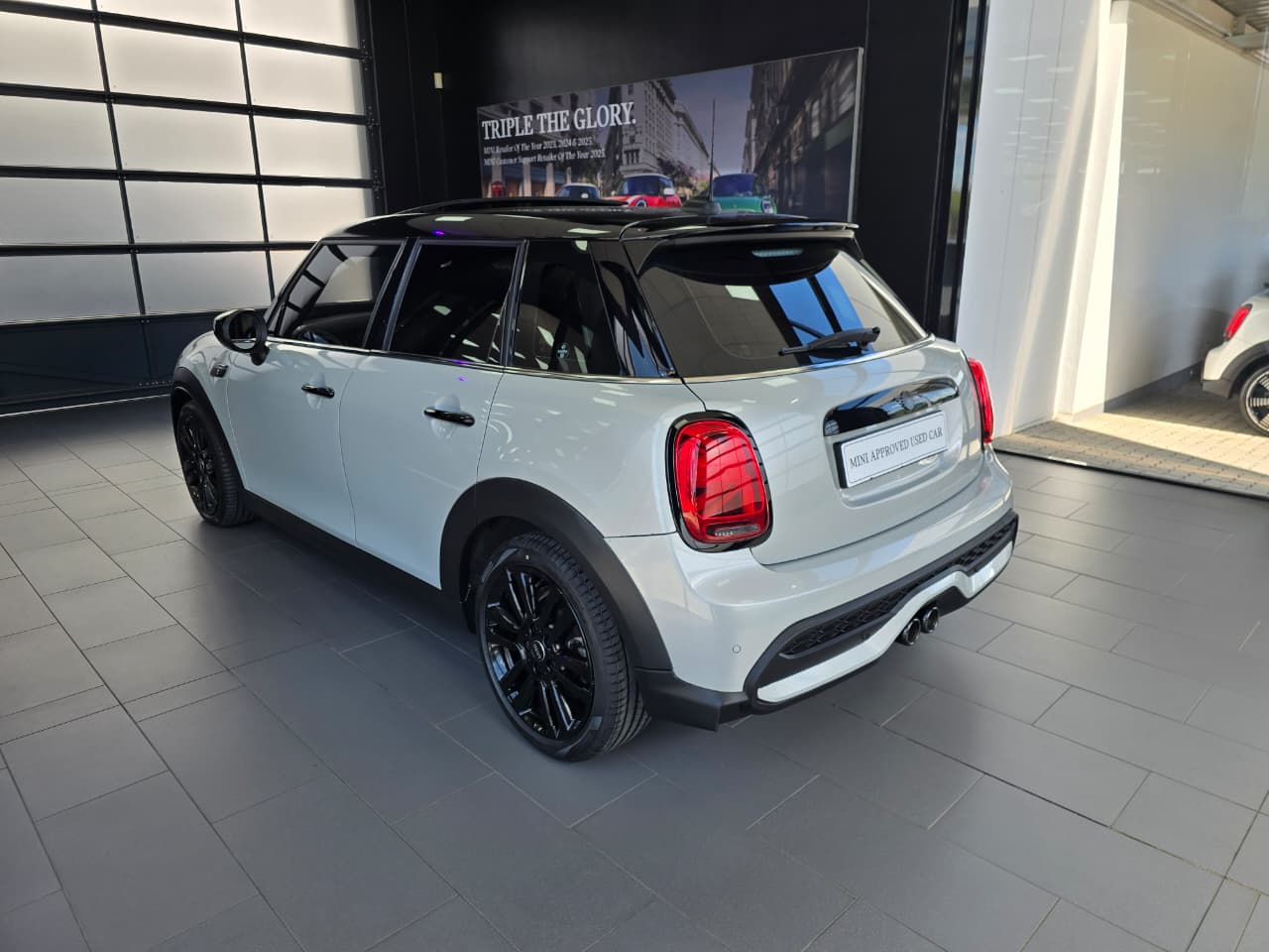 MINI Hatch Cooper S Hatch 3-Door BMW Midrand