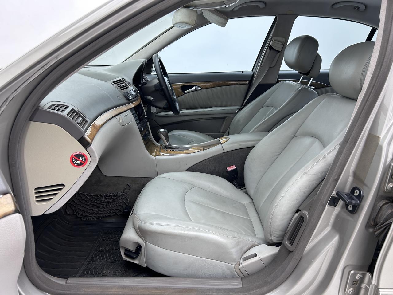 Mercedes-Benz E-Class E200 Kompressor Avantgarde Ebk Auto Dealers LA Rochelle