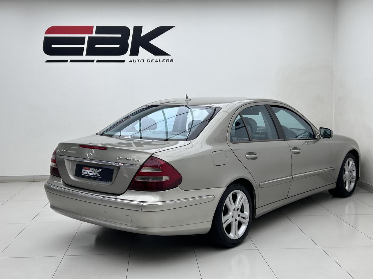 Mercedes-Benz E-Class E200 Kompressor Avantgarde Ebk Auto Dealers LA Rochelle