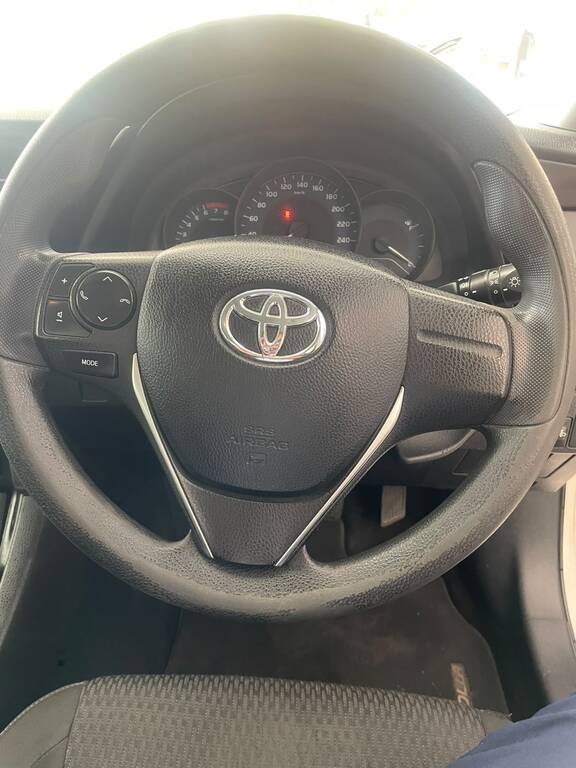 Toyota Corolla 1.6 Esteem Durban Carz