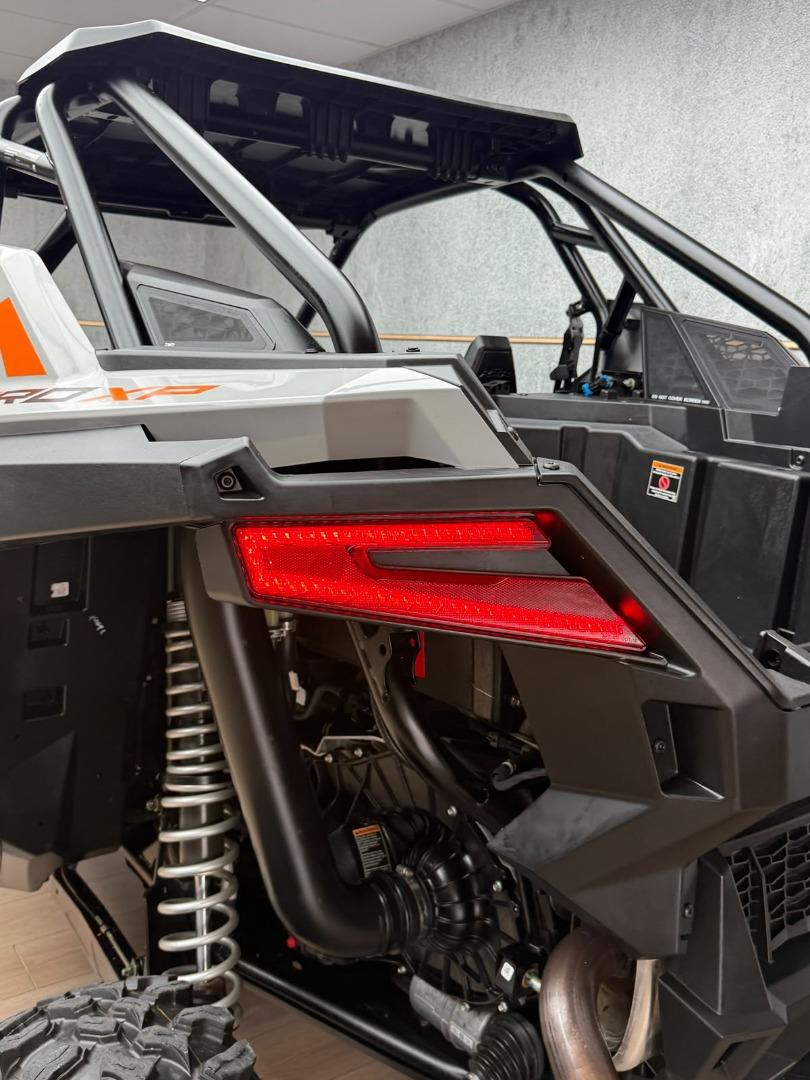 Polaris RZR XP PRO 4X4 UB Leisure Bikes