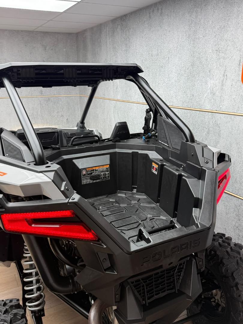 Polaris RZR XP PRO 4X4 UB Leisure Bikes