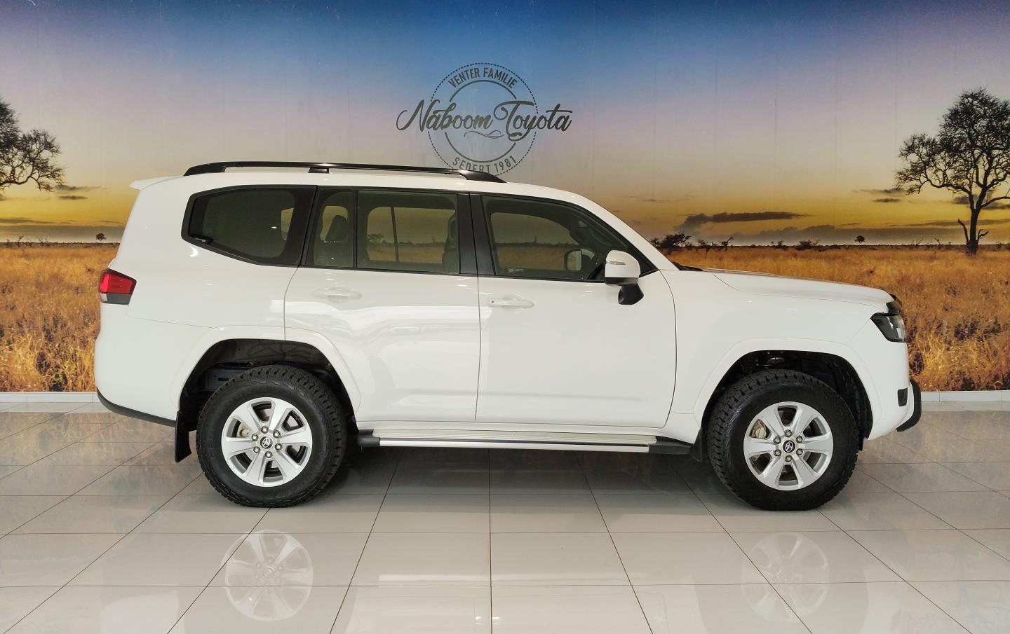 Toyota Land Cruiser 300 3.3D GX-R Naboom Toyota