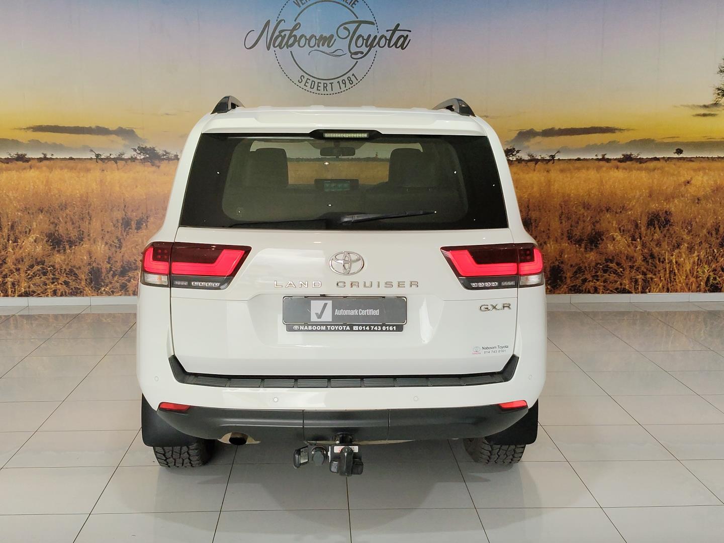 Toyota Land Cruiser 300 3.3D GX-R Naboom Toyota