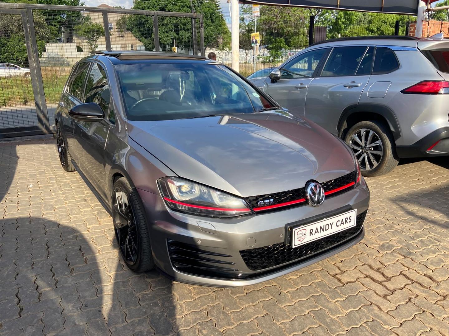 2017 Volkswagen Golf GTI Auto
