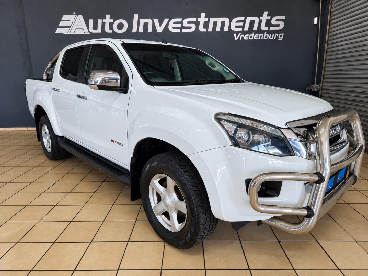 ⋆izuizu⋆ Isuzu KB 300D-Teq Double Cab LX Auto for sale in Vredenburg - ID